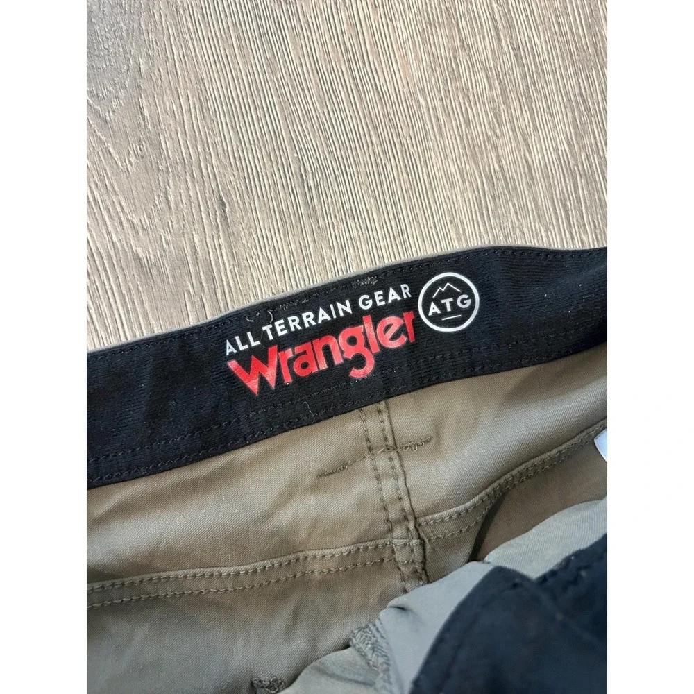 Wrangler‎ ATG All Terrain Gear Mens 36x30 Hiking Pants Olive Green Stretch